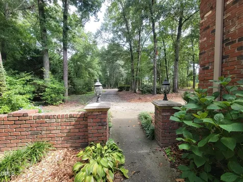 6600 St Jens Lane Raleigh NC 27603