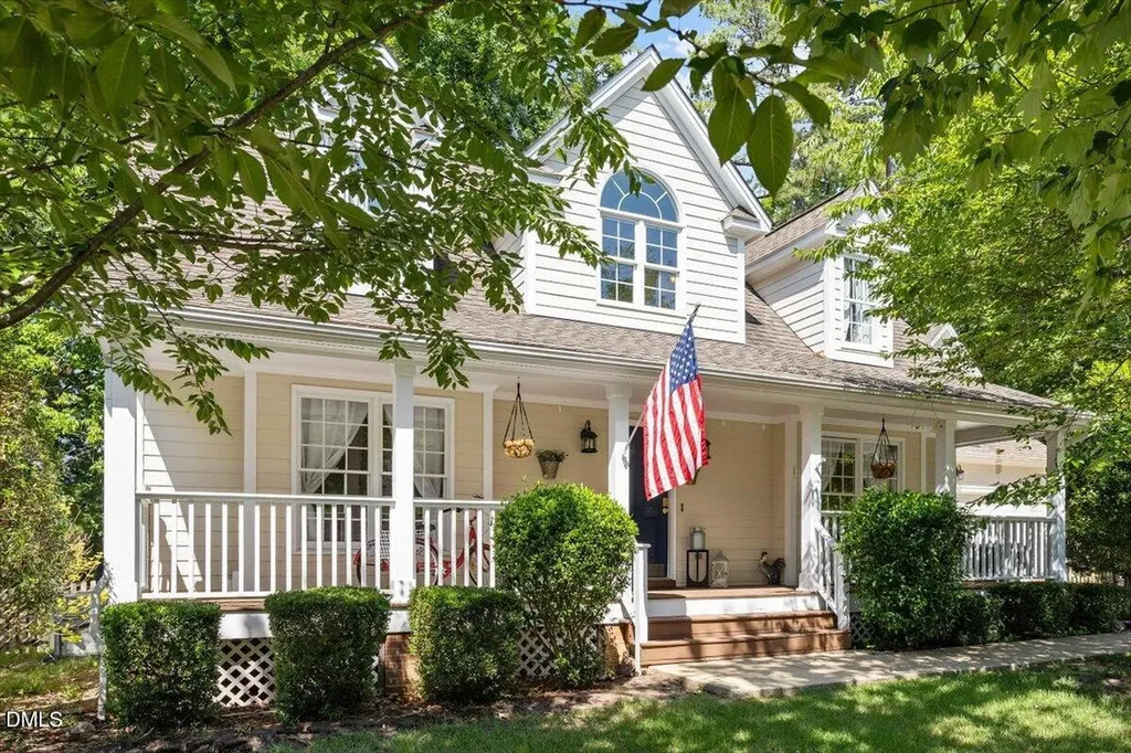 205 Hickory Glen Lane Holly Springs NC 27540