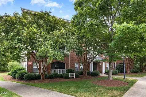 613 Ives Court Chapel Hill NC 27514