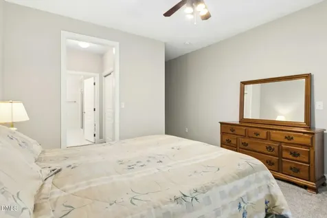613 Ives Court Chapel Hill NC 27514