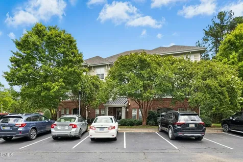 613 Ives Court Chapel Hill NC 27514
