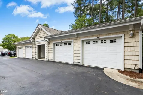 613 Ives Court Chapel Hill NC 27514