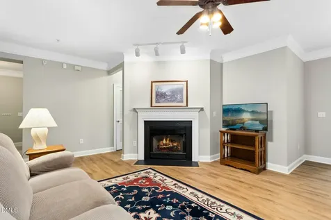 613 Ives Court Chapel Hill NC 27514