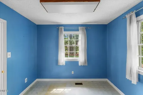 204 Raindrop Court Raleigh NC 27615
