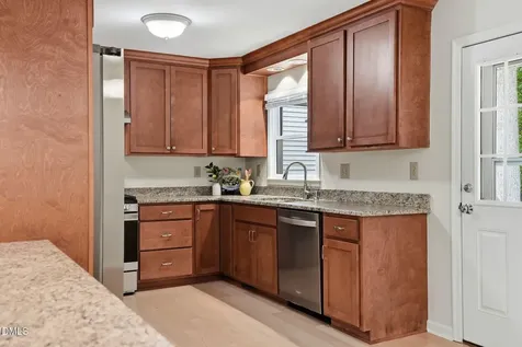 6408 Dixon Drive Raleigh NC 27609