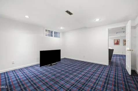 108 Graylyn Drive Chapel Hill NC 27516