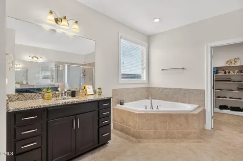 3801 Hickory Manor Drive Apex NC 27539