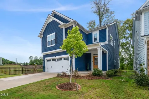 2267 Grants Pass Station Apex NC 27502