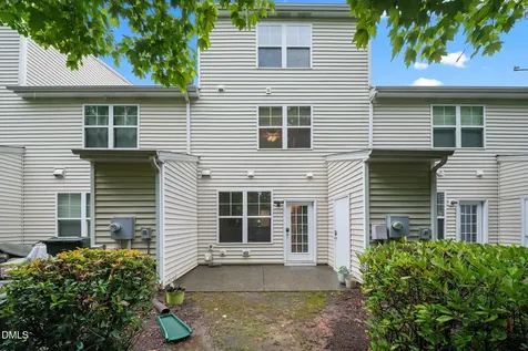 3015 Berkeley Springs Place Raleigh NC 27616