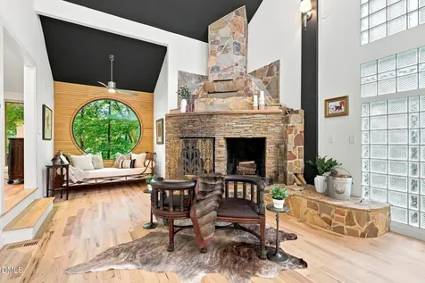 2925 Debra Drive Raleigh NC 27607