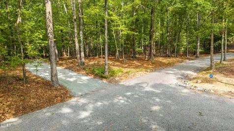 000 The Glades Chapel Hill NC 27517