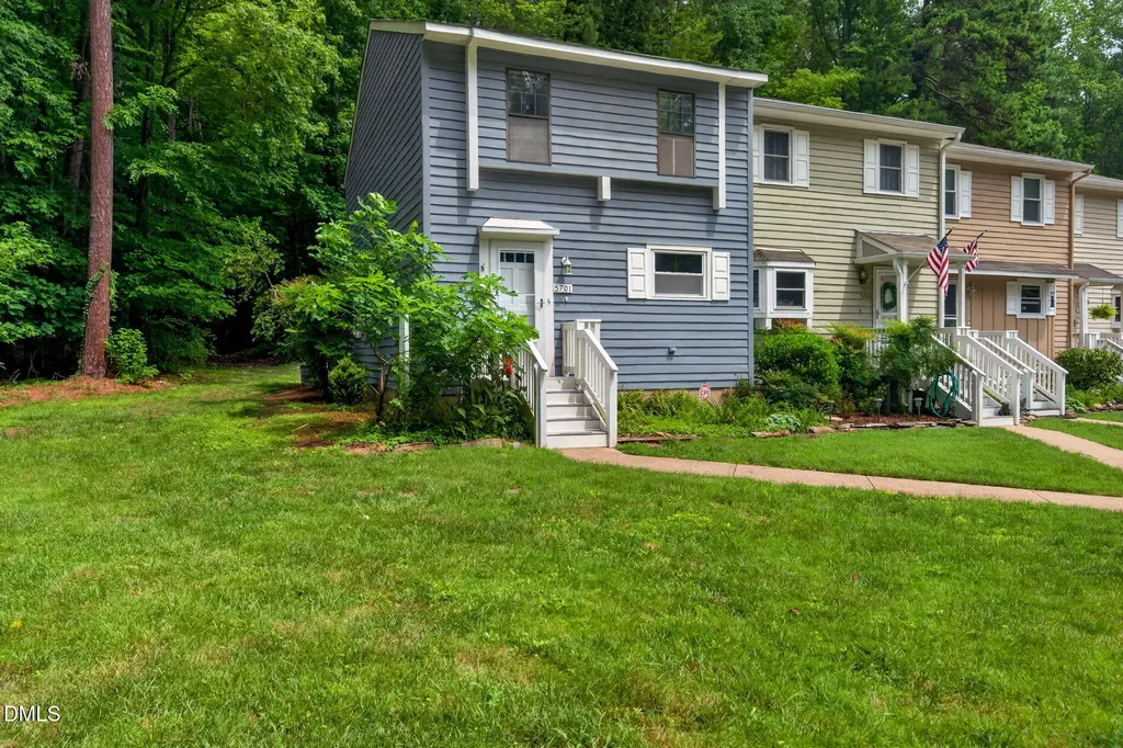 5701 Forest Lawn Court Raleigh NC 27612
