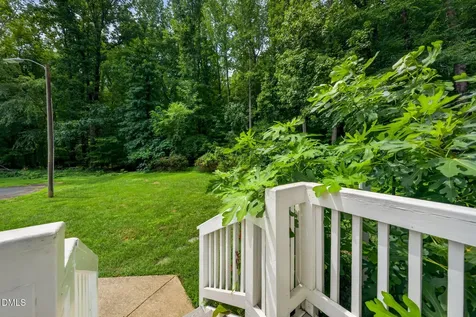 5701 Forest Lawn Court Raleigh NC 27612