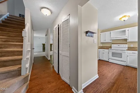 5701 Forest Lawn Court Raleigh NC 27612