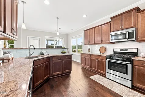 2204 Mills Crest Street Fuquay Varina NC 27526