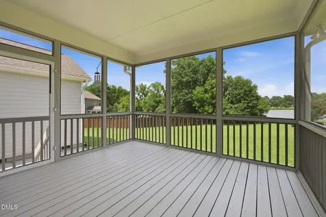 2204 Mills Crest Street Fuquay Varina NC 27526