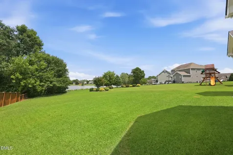 2204 Mills Crest Street Fuquay Varina NC 27526