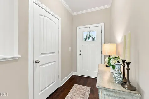2204 Mills Crest Street Fuquay Varina NC 27526