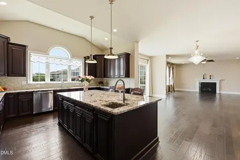 2841 Flora Oaks Way Apex NC 27523