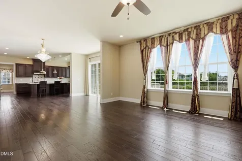 2841 Flora Oaks Way Apex NC 27523