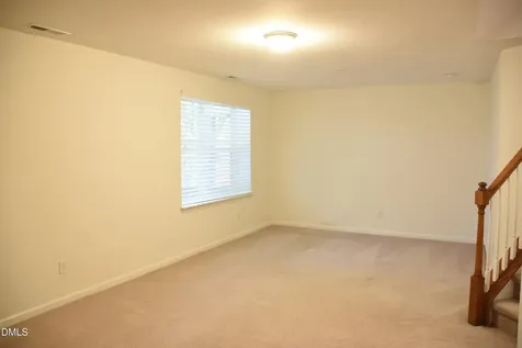 882 Queen City Crescent Apex NC 27523