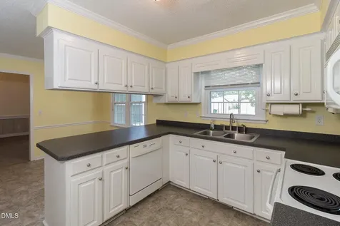 4124 Iverson Street Raleigh NC 27604