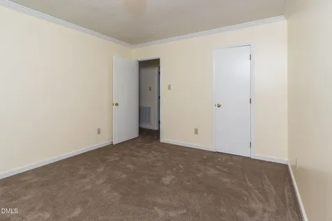 4124 Iverson Street Raleigh NC 27604