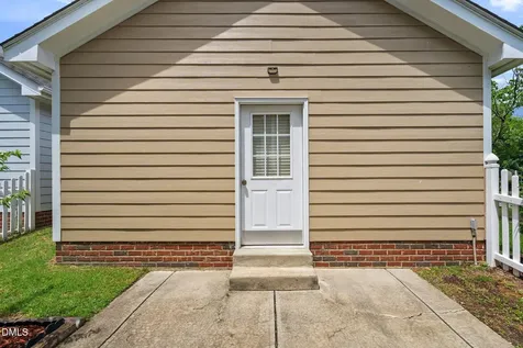 500 Franklin Manor Lane Cary NC 27519