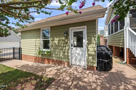 1616 Lakestone Village Lane Fuquay Varina NC 27526