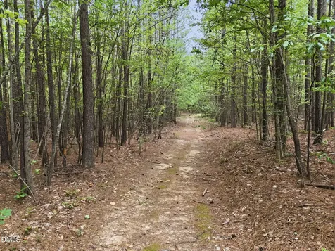 7569 Nc-96 Oxford NC 27565