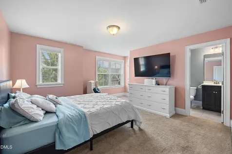 2008 Ernesto Lane Raleigh NC 27603