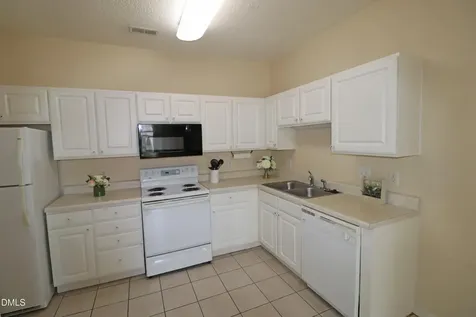 2521 Friedland Place Raleigh NC 27617