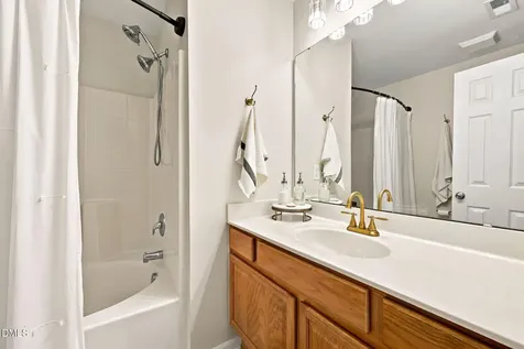 8496 Central Drive Raleigh NC 27613