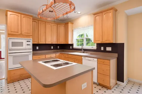 533 Carriage Woods Circle Cary NC 27513