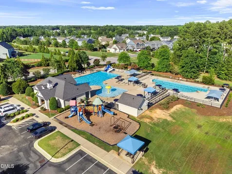 637 Apalachia Lake Drive Fuquay Varina NC 27526