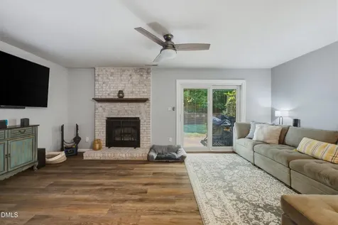 109 Luxon Place Cary NC 27513
