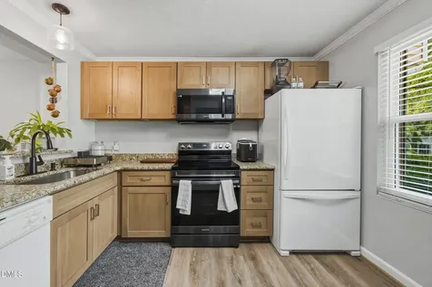 109 Luxon Place Cary NC 27513