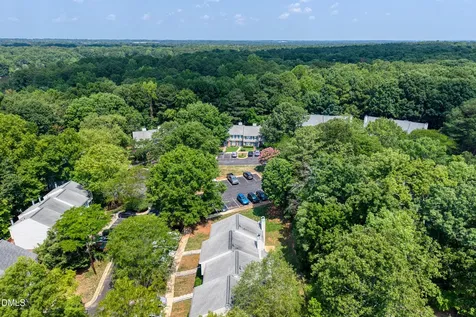 109 Luxon Place Cary NC 27513