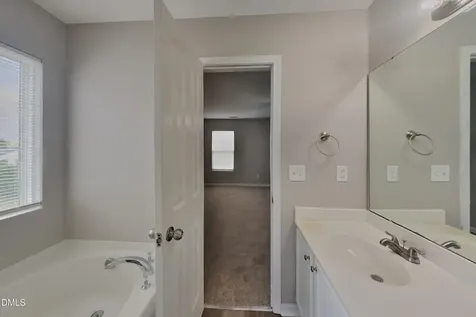 6867 Horseback Lane Raleigh NC 27610