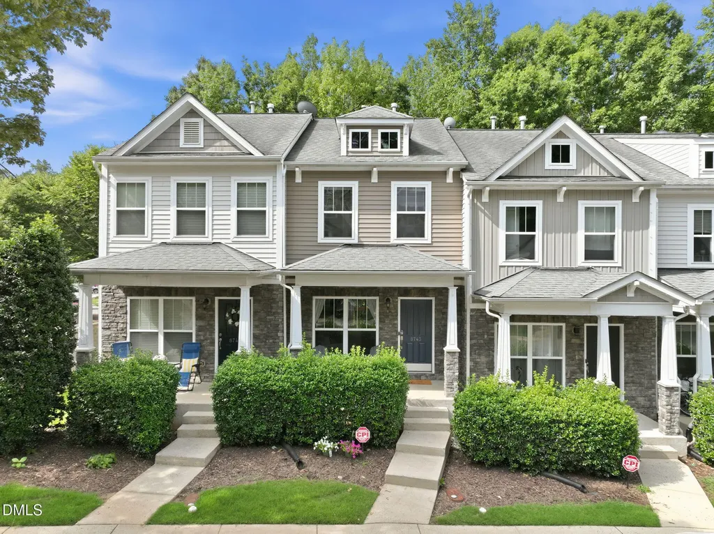 8743 Cypress Grove Run Raleigh NC 27612