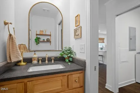 122 Plainview Avenue Raleigh NC 27604