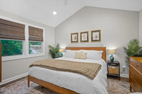 122 Plainview Avenue Raleigh NC 27604