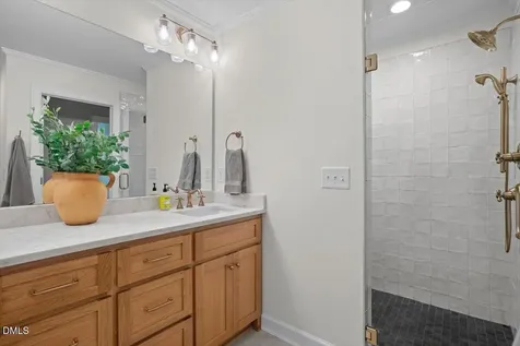 122 Plainview Avenue Raleigh NC 27604