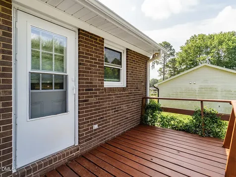 1207 Collins Drive Burlington NC 27215