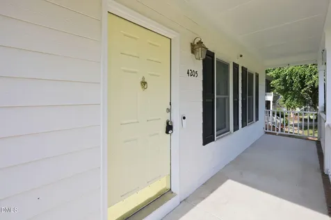 4205 Winding Oak Way Apex NC 27539