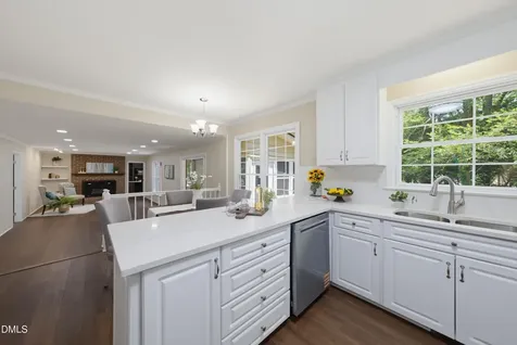 2021 Mallard Lane Raleigh NC 27609