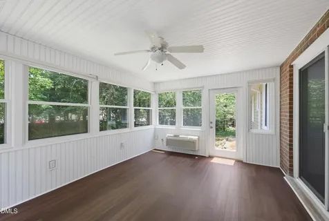 2021 Mallard Lane Raleigh NC 27609