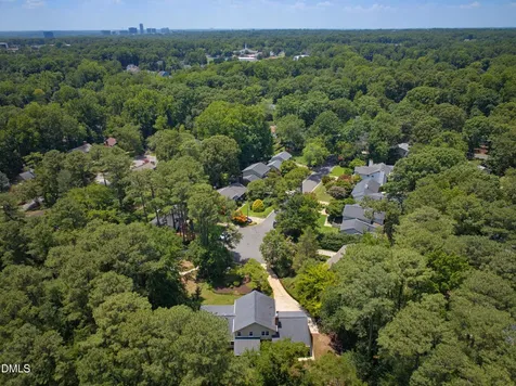 2021 Mallard Lane Raleigh NC 27609
