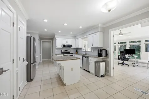 8712 Mariner Drive Raleigh NC 27615