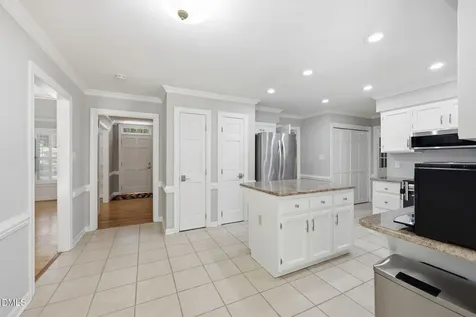 8712 Mariner Drive Raleigh NC 27615